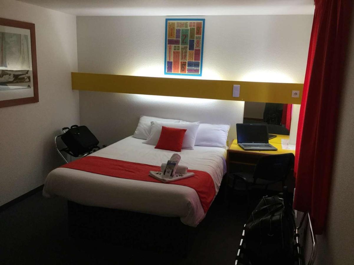 Quick Palace Poitiers Chasseneuil-du-Poitou Εξωτερικό φωτογραφία